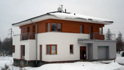 Dřevěný obklad domu